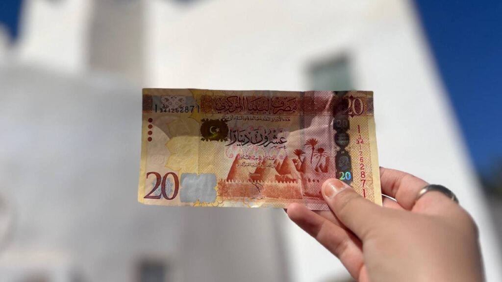 russia-linked-banknotes-blamed-for-libyan-dinar-plunge